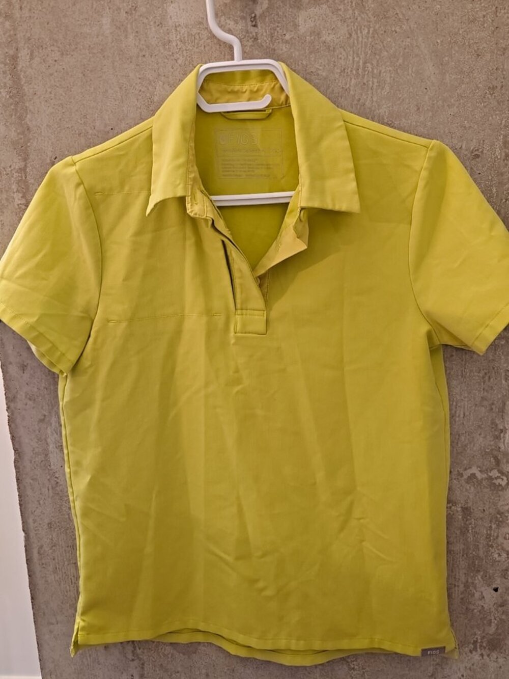 Figs - Technical Collection Scrubs Top - Yellow - Women -- XXS